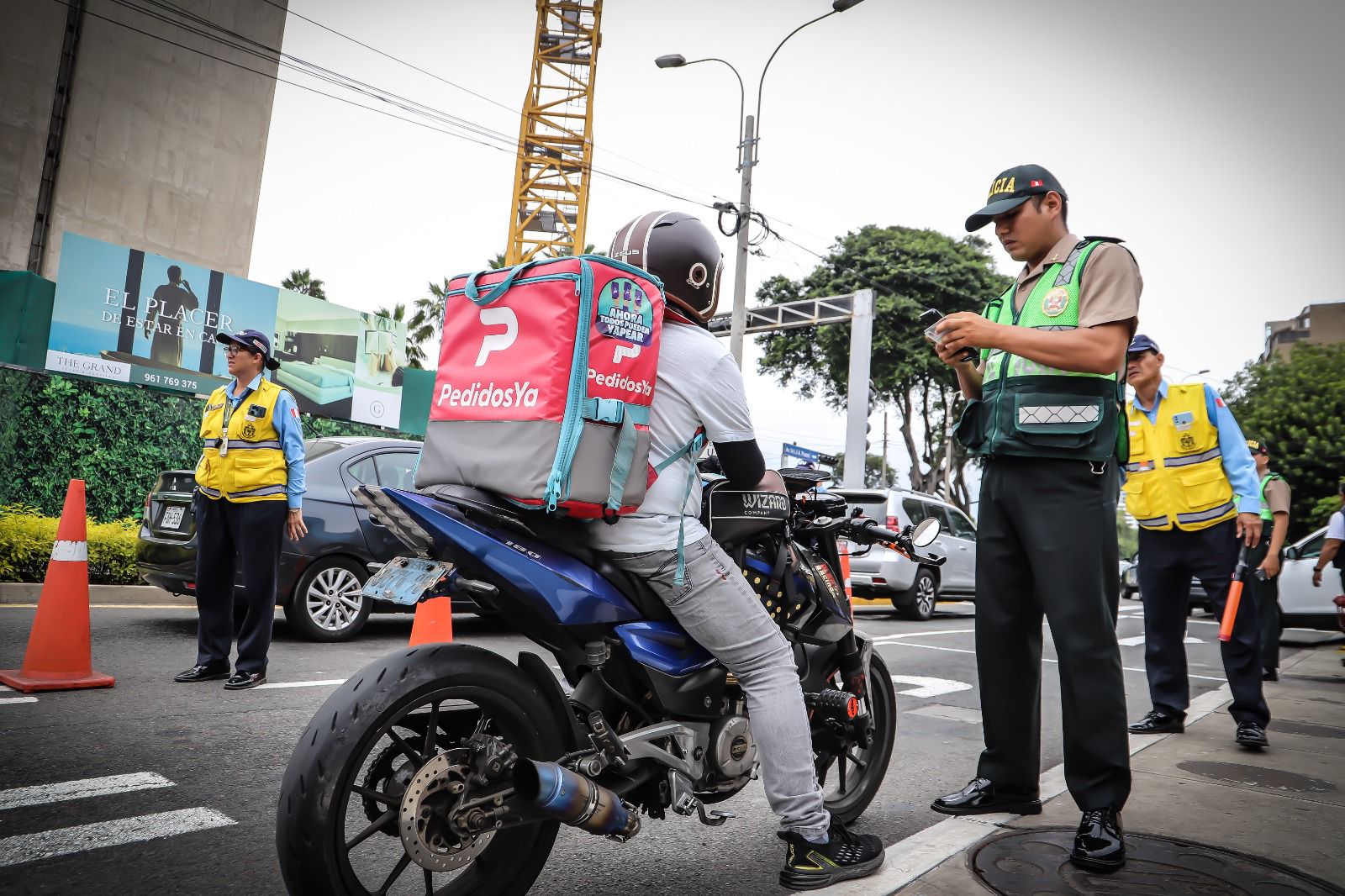 San Isidro: refuerzan operativos diarios de control de motos y vehículos con luna polarizadas