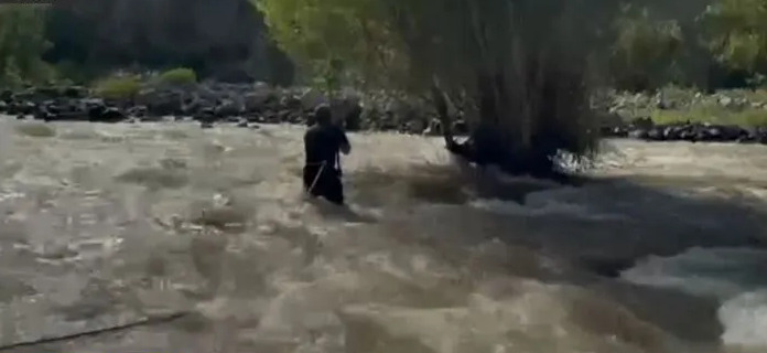 Cañete: Familia pierde la vida al caer su vehículo al río Mala