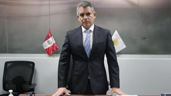 Sucio blindaje del Poder Judicial  para reponer a fiscal Rafael Vela