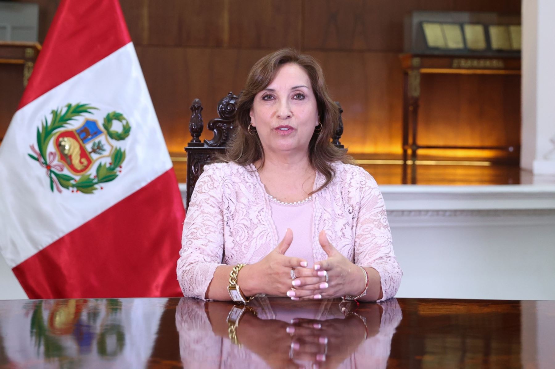 Dina Boluarte se reunió en Palacio con Alejandro Soto y la Mesa Directiva