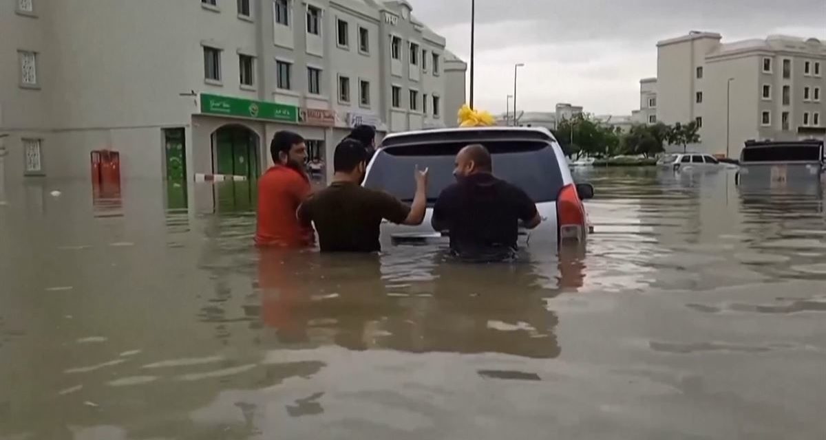 ¡Alerta en Dubai! Fuertes lluvias causan inundaciones en la ciudad