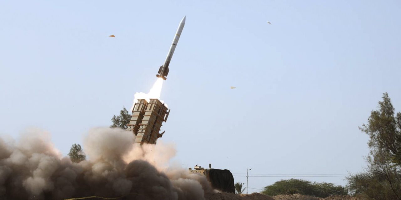 Unión Europea debate sanciones a Irán por su programa de misiles