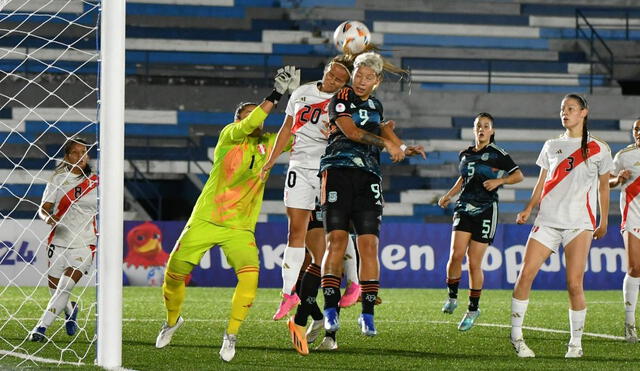 Dura caída: Perú fue goleado 5-0 por Argentina en el Sudamericano Femenino Sub-20