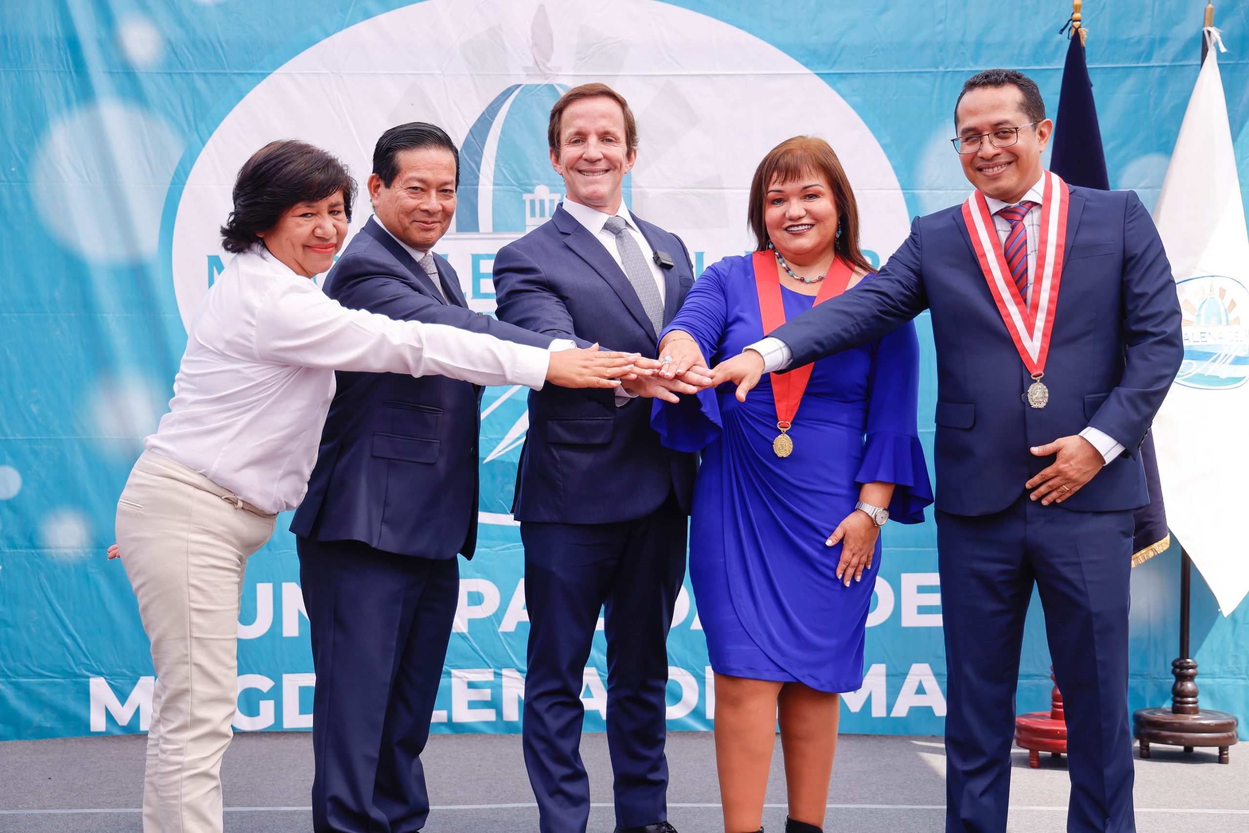 Alcalde de Magdalena y Ministro de Justicia presentan “Justicia en tu Barrio”