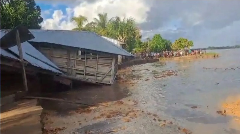 Más de 8 mil damnificados en 12 comunidades por desborde del río Ucayali