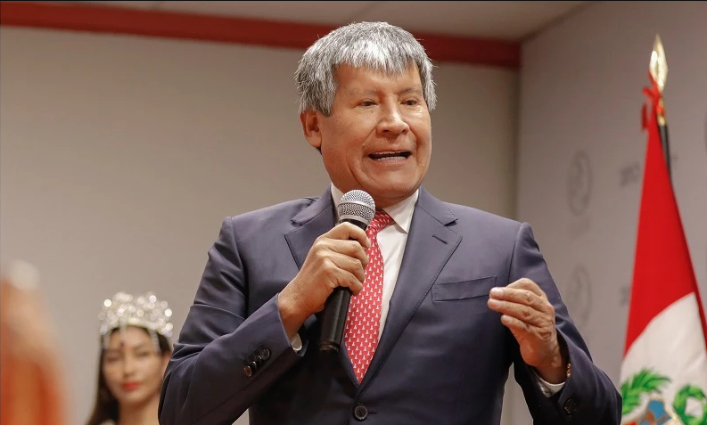 Wilfredo Oscorima es criticado en Ayacucho por caso ‘Rolex’