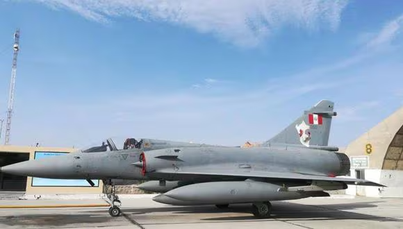 Labores de rescate del Mirage 2000 en Arequipa detenidas por mal clima