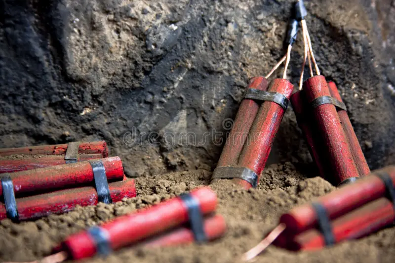La libertad: familia sufre dos ataques con dinamita en 48 horas