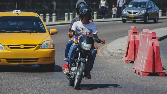 Prohibir motos en la Costa  Verde es inconstitucional