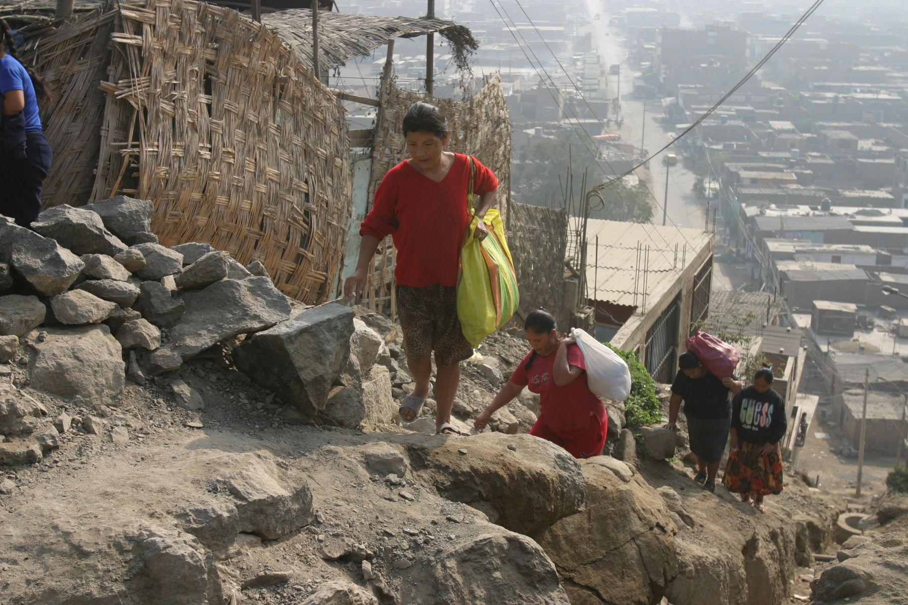 Dina Boluarte censuró informe del INEI sobre aumento de pobreza en Perú
