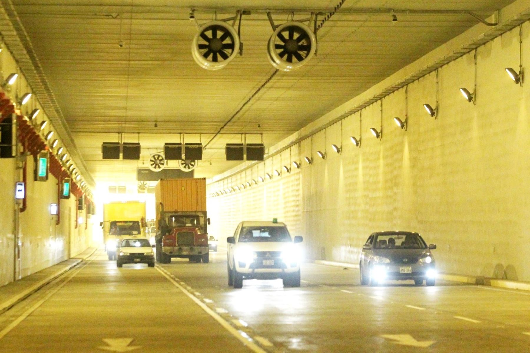 Transporte público masivo y 30 km de vías sin peaje para el Anillo Vial Periférico