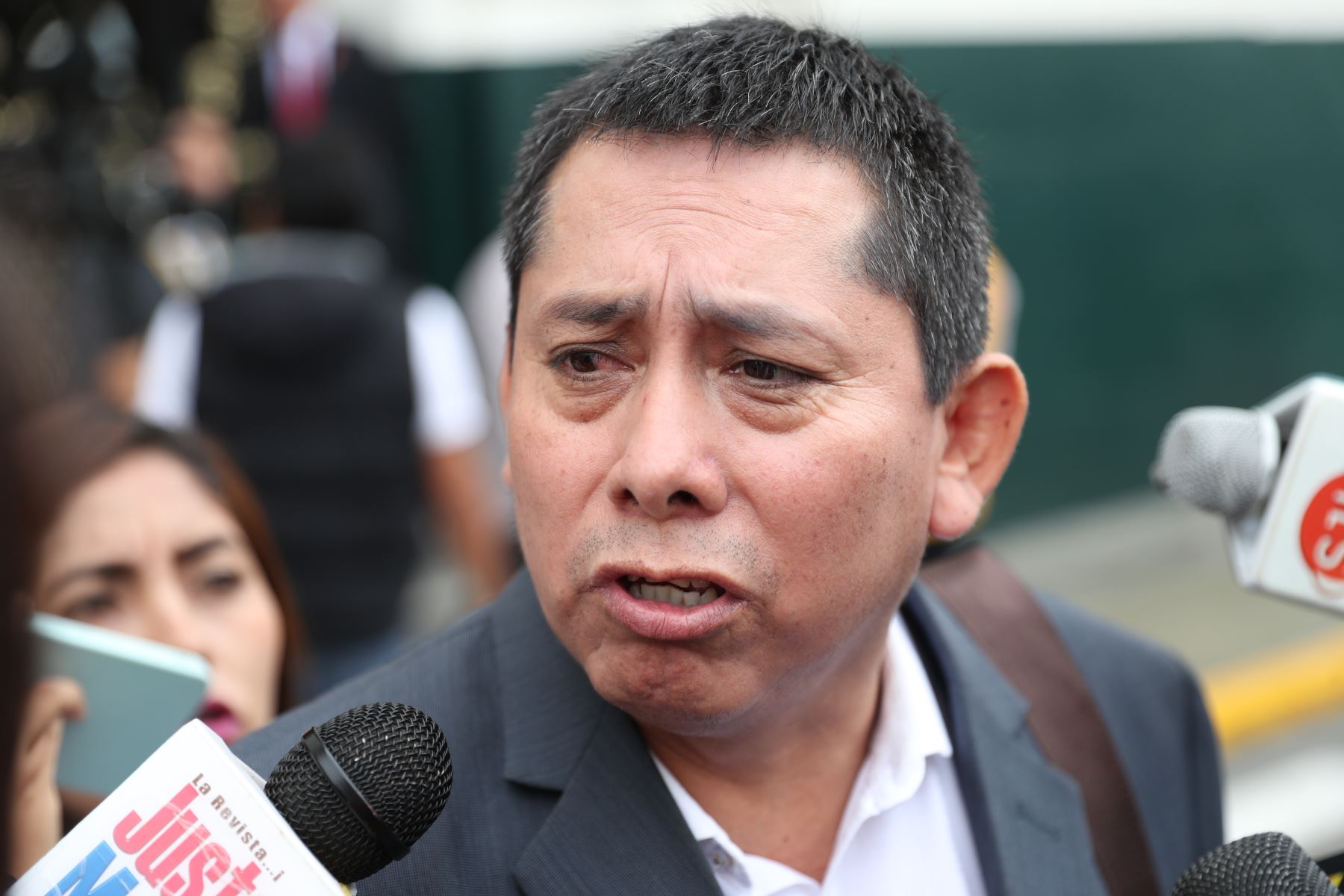 Comisión de Ética aprueba denuncia de oficio contra Paul Gutiérrez