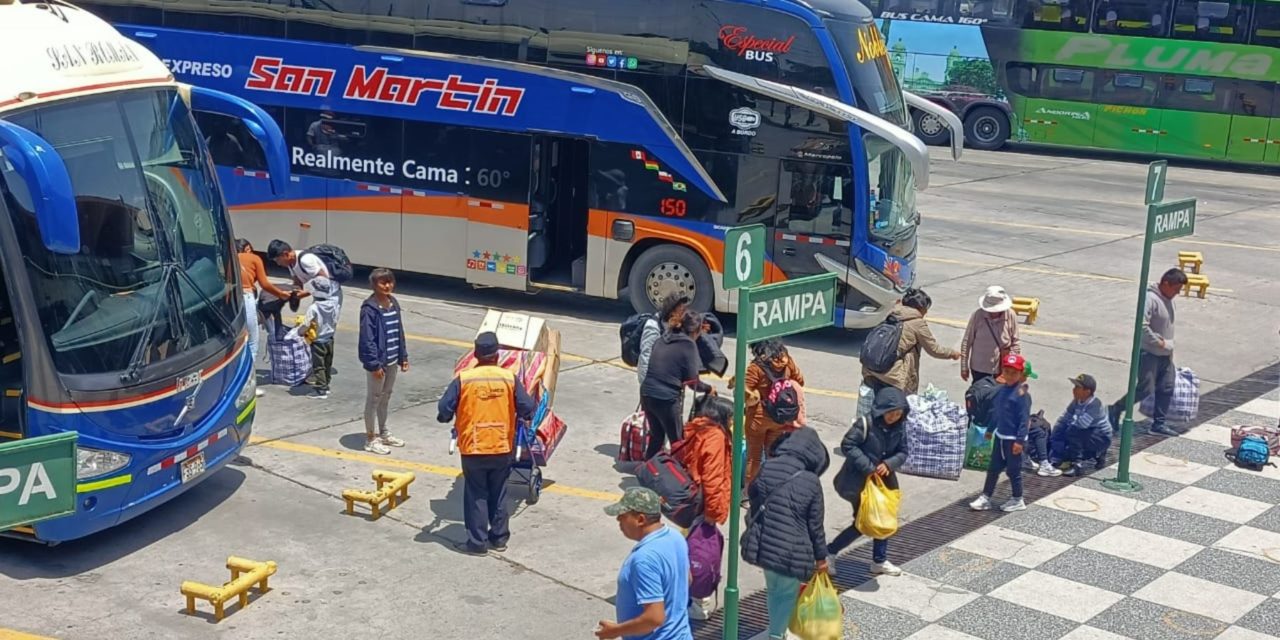 Sube precio de pasajes interprovinciales en terminal terrestre de Arequipa