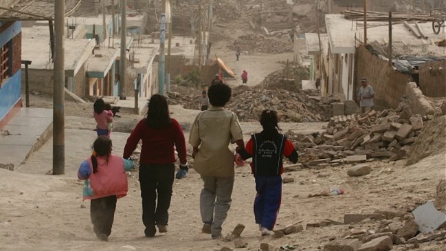 INEI: Más del 43% de niños en el Perú viven en pobreza