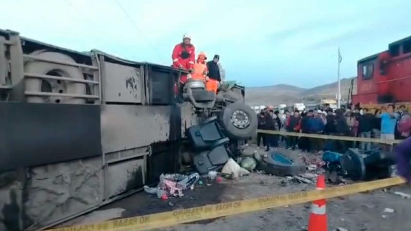 Accidente en La Oroya deja cuatro fallecidos y más de 35 heridos
