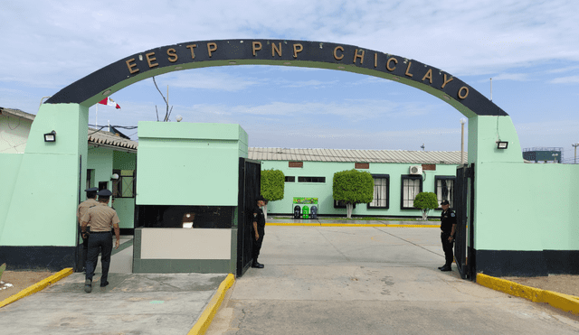 Suboficial en Chiclayo pedía dinero a estudiantes por celulares