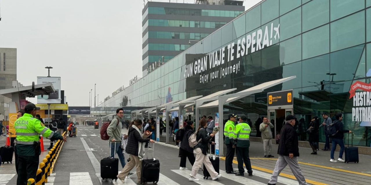 Apagón en Aeropuerto Jorge Chávez causa retrasos y confusión para pasajeros