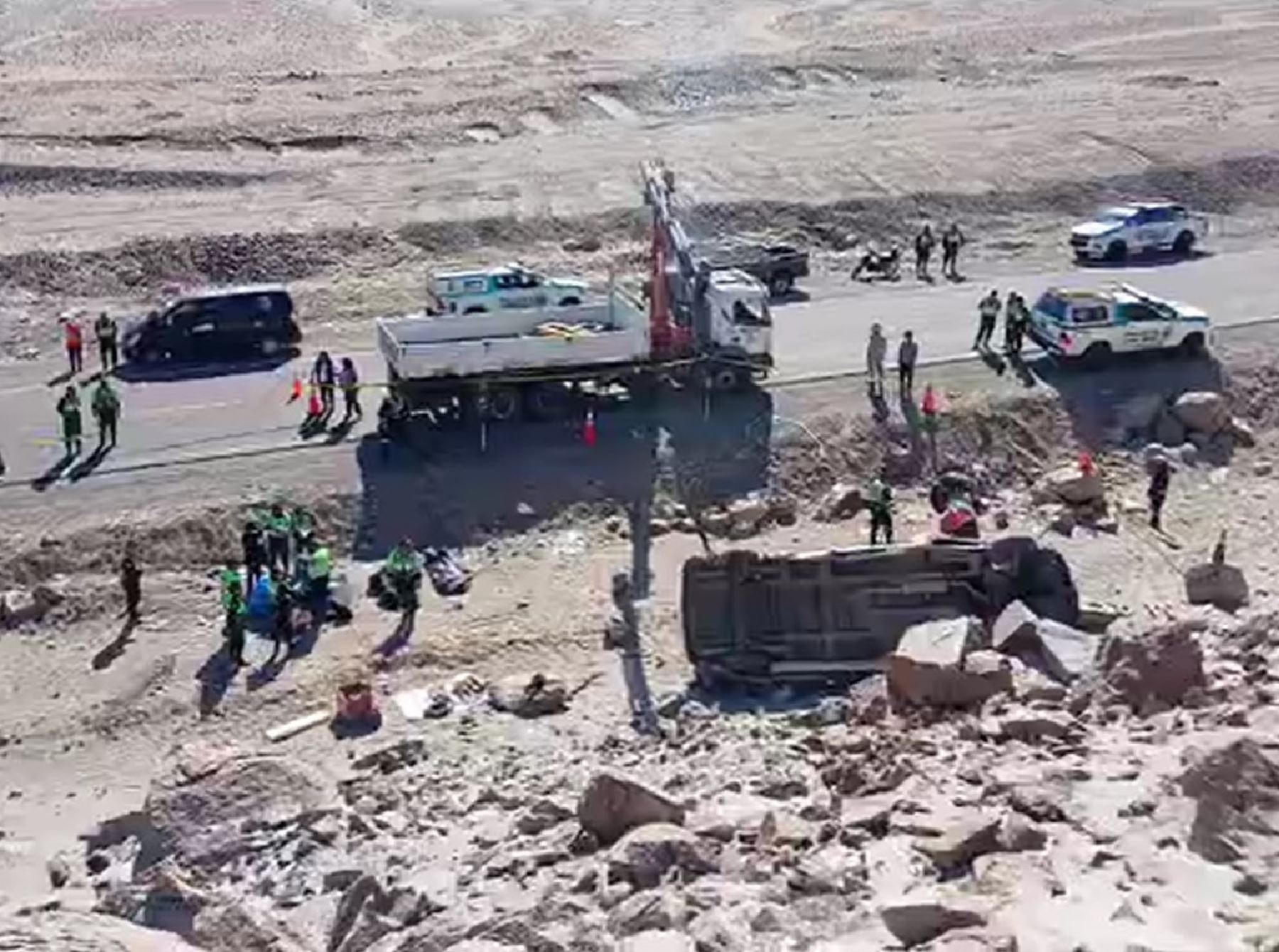 Miniván ocasiona fatal accidente en Arequipa