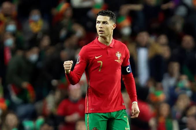 Cristiano Ronaldo lleva a Portugal a los octavos de final