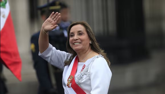 Dina Boluarte ratifica 'Ley Soto' de delitos
