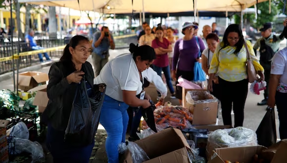 Bukele suspende aranceles para combatir la inflación en El Salvador