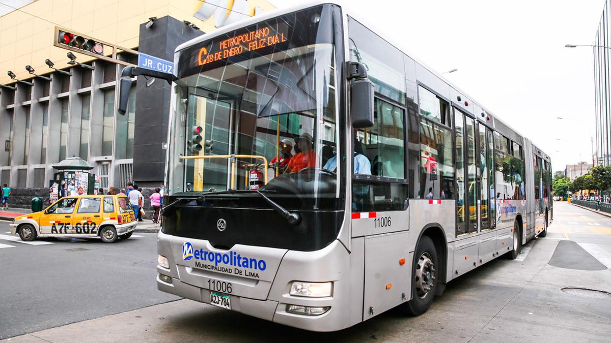 Buses del Metropolitano en riesgo de paralización en agosto por falta de soluciones