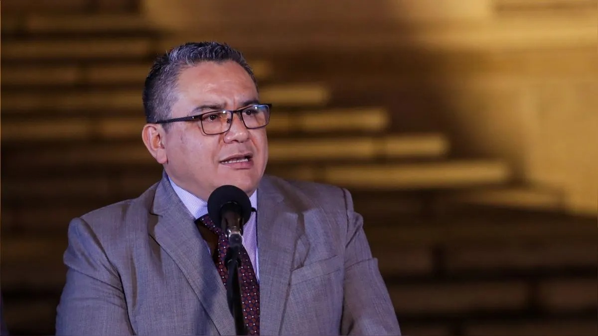 Ministro Juan Santiváñez renuncia a 'Progresemos'