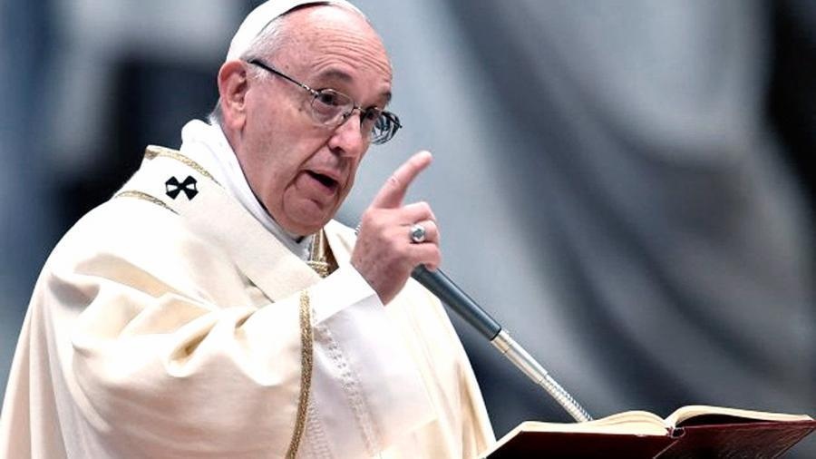 Papa Francisco felicitó a presidenta Boluarte por Fiestas Patrias
