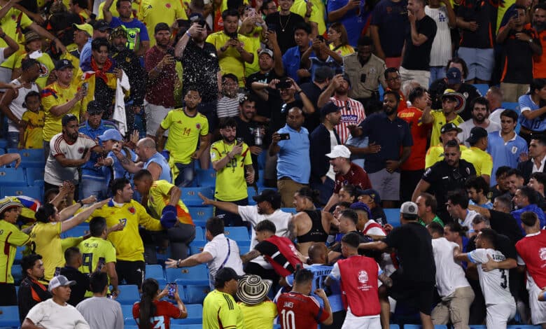 Jugadores uruguayos se pelearon con hinchas colombianos