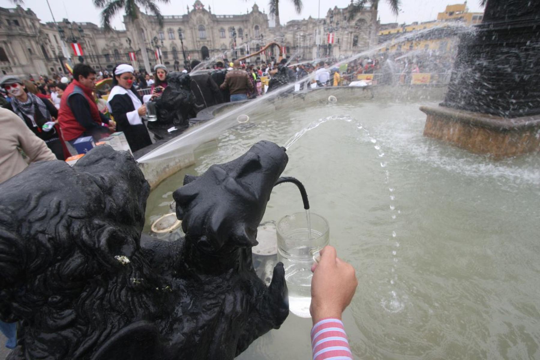 Día Nacional del Pisco: 4 mil vasos de pisco gratis este sábado en Plaza de Armas de Lima