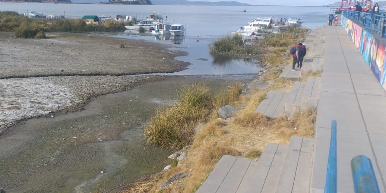 Alarma en Puno: Nivel del lago Titicaca podría descender 82 centímetros para fin de año