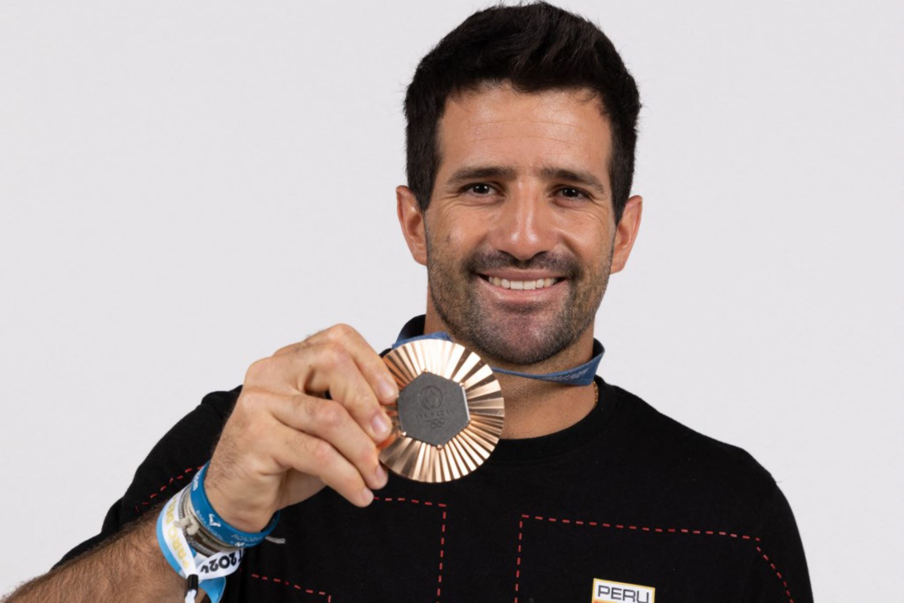 Stefano Peschiera regresa a Lima tras su histórica medalla de bronce en París 2024