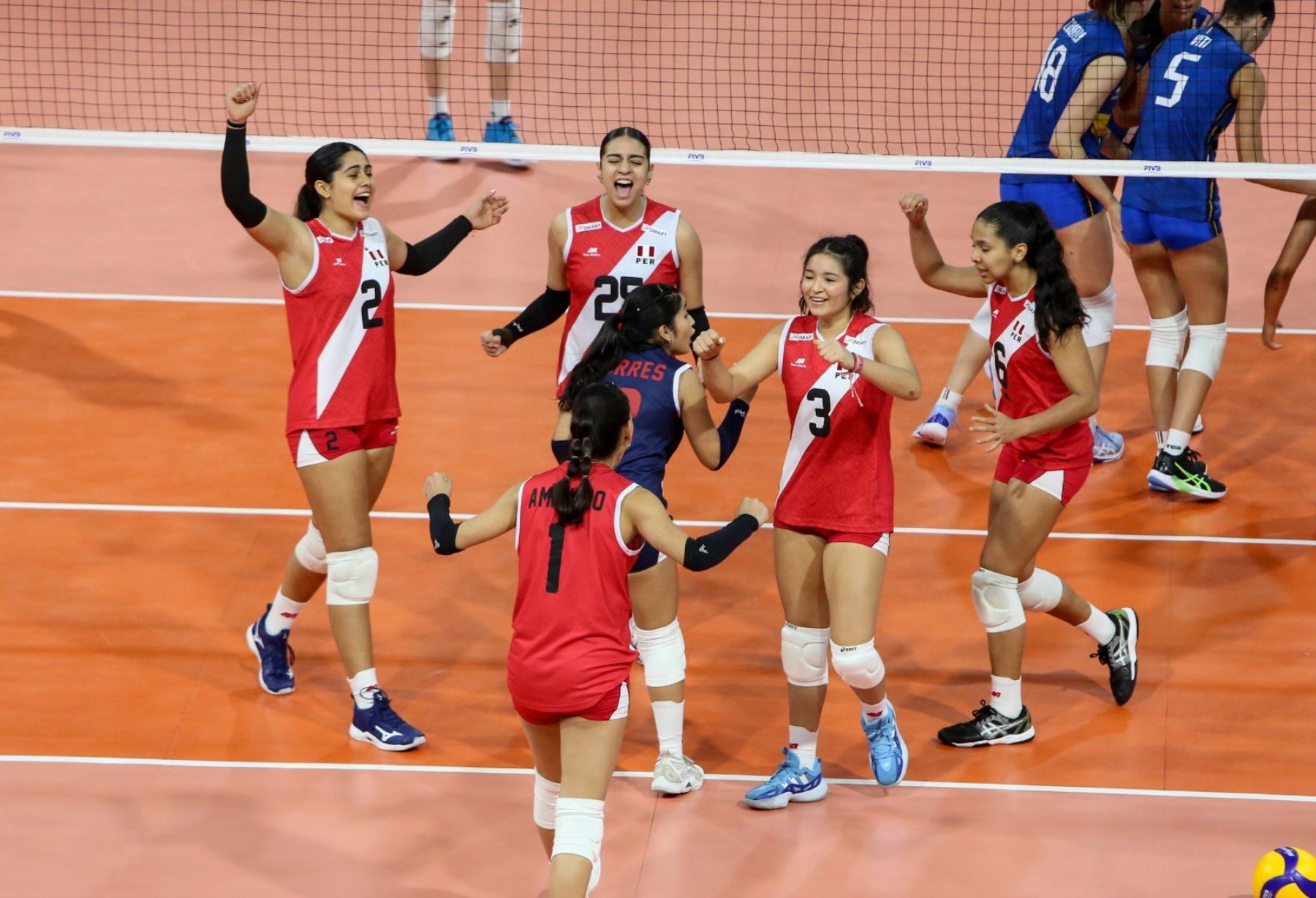 Selección peruana sub-17 de voleibol enfrenta hoy a Japón en Villa El Salvador