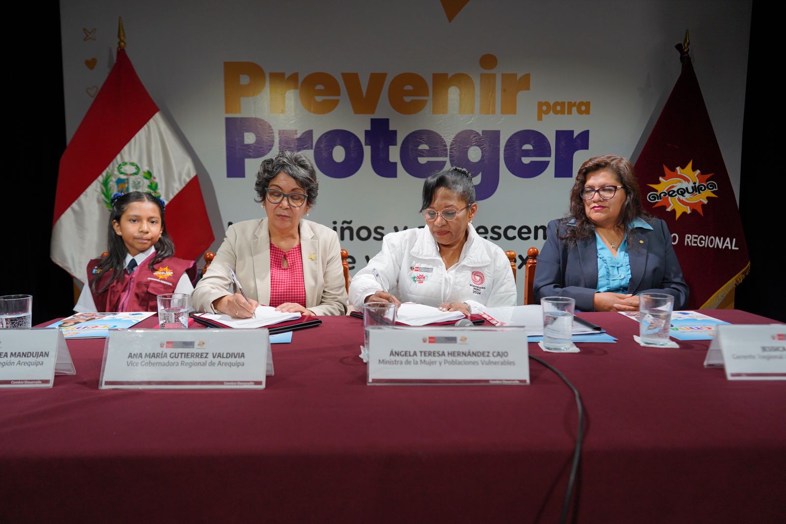 MIMP realiza campaña contra el abuso «Prevenir para proteger»