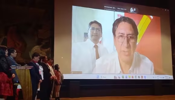 Vladimir Cerrón brinda discurso en evento por aniversario de Perú Libre a pesar de estar prófugo