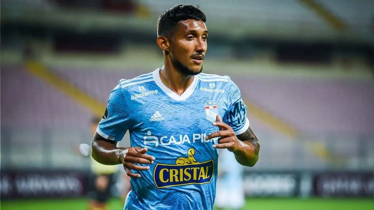 Christofer Gonzales firma con Sporting Cristal tras salir de Universitario