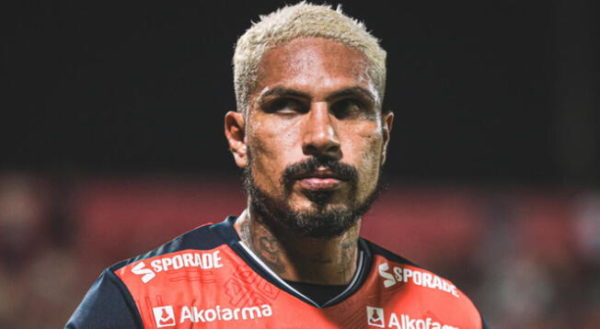 Paolo Guerrero vs. Universidad César Vallejo: Estrategias en juego para su salida