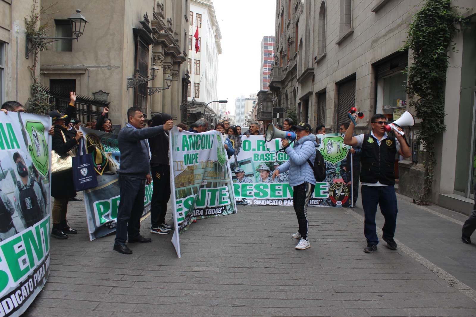 Trabajadores del INPE anuncian una huelga nacional indefinida