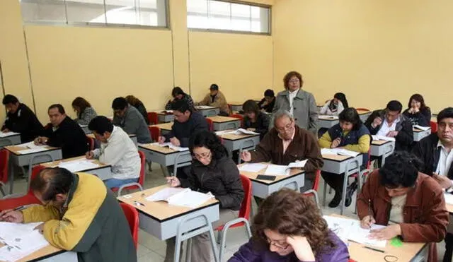 Carrera Pública Magisterial: Docentes interinos podrán reincorporarse a pesar de no aprobar la evaluación