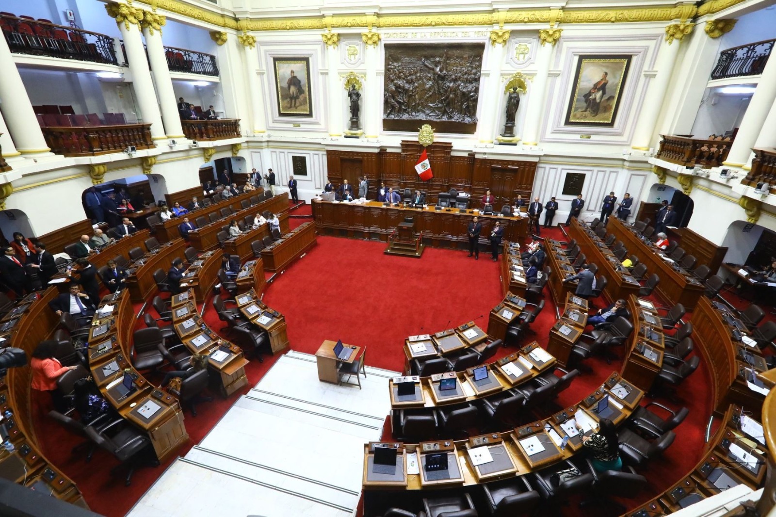 Congreso decidirá integrantes de comisiones y comisión permanente este lunes