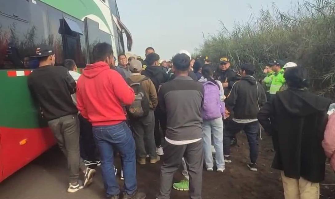 Asesinan a tres miembros de una familia venezolana dentro de un bus