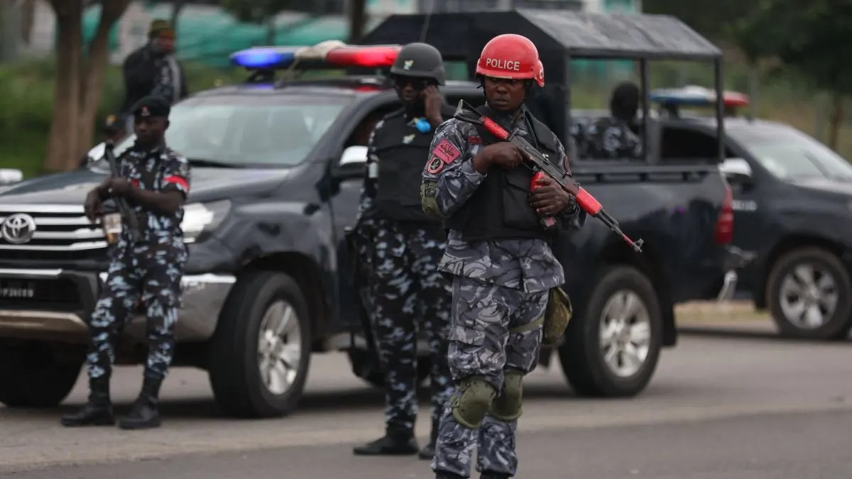 Atentado en Nigeria: Explosión en salón de té deja una veintena de muertos