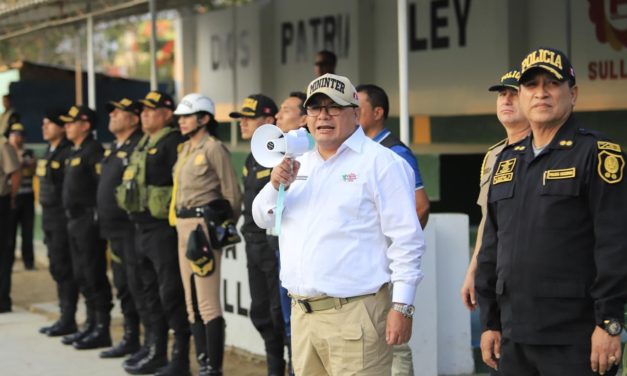 Más de mil policías participan en megaoperativo en Piura