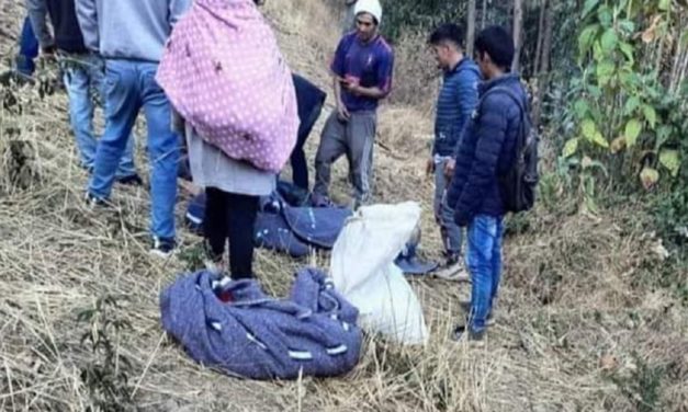 La Libertad: Ocho personas fallecidas y dos menores gravemente heridos deja caída de combi a un abismo