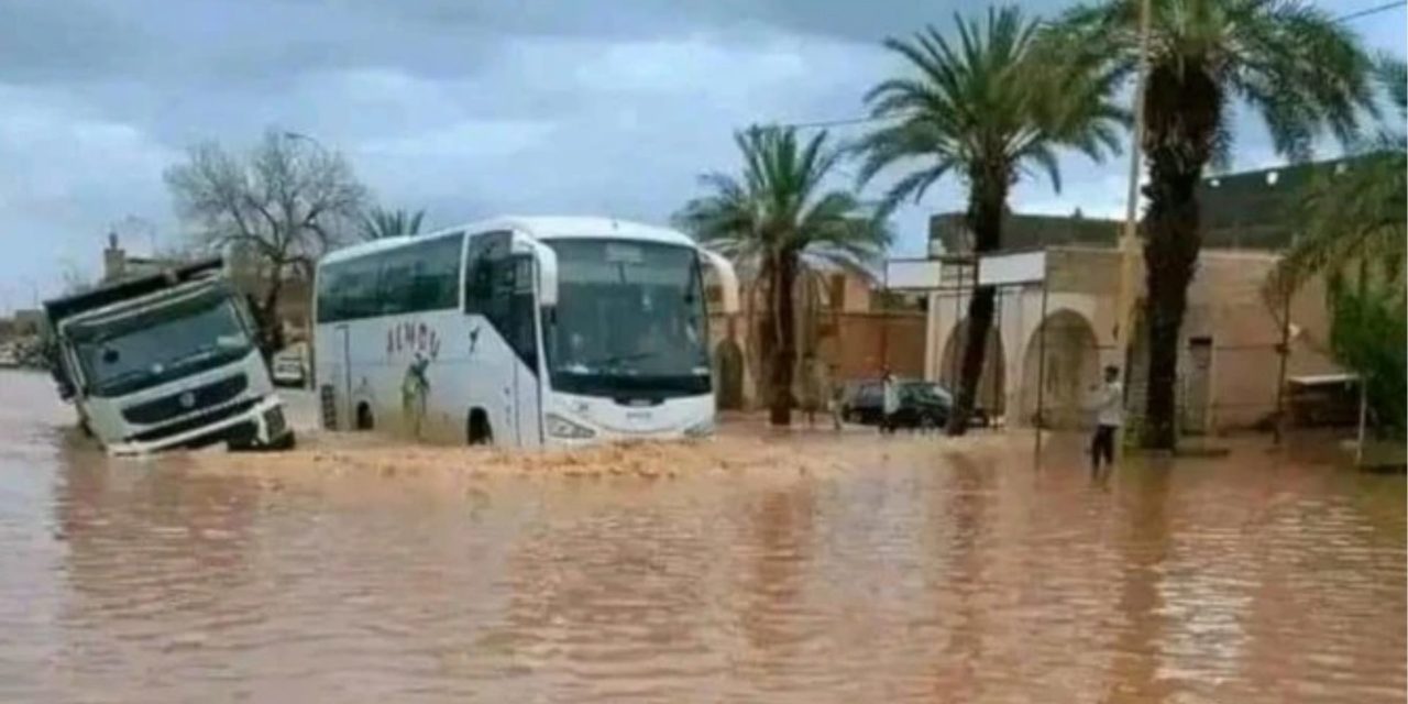 Marruecos: Inundaciones deja 18 fallecidos entre ellos un peruano