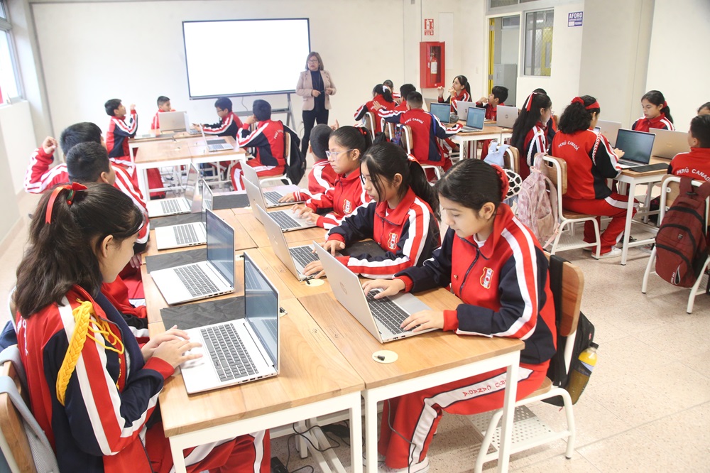 Minedu reconoce a más de un millón de estudiantes de secundaria técnica, Cetpro e institutos tecnológicos