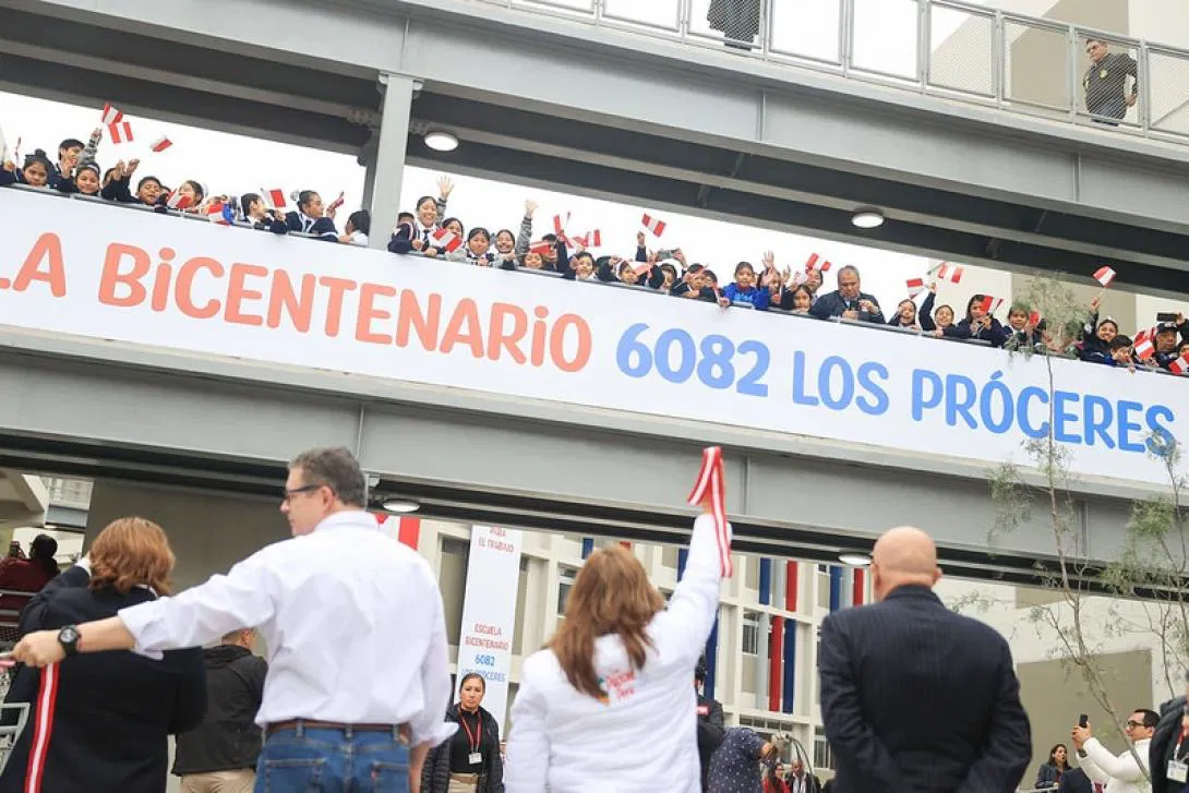 Ministro de Educación dijo que maestros son «mejores pagados»