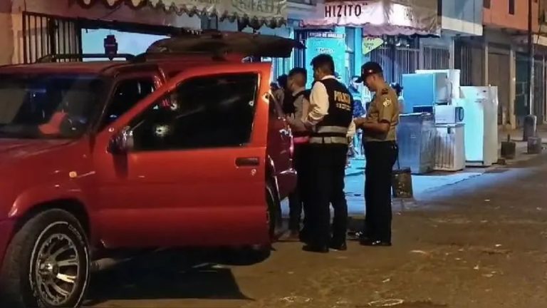 Sicarios asesinan a cuatro en Lima