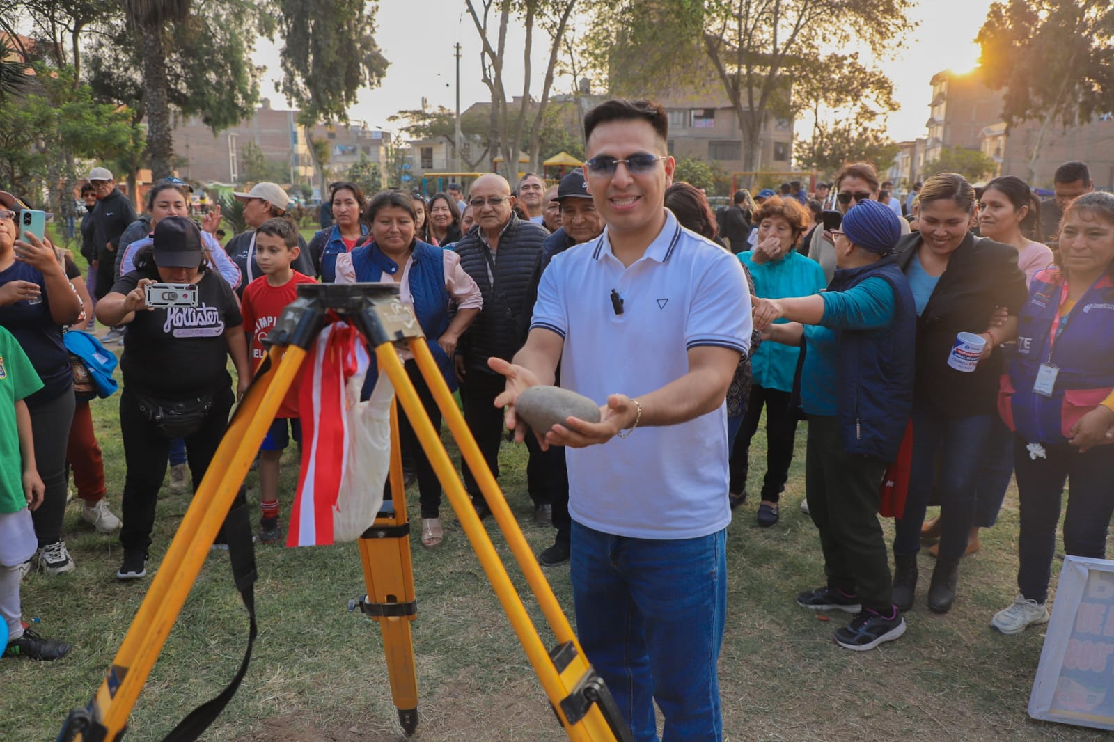 Alcalde Franco Vidal anunció obras en la Av. Nicolás de Piérola, Av. Pedro Ruiz Gallo y La Roncadora.