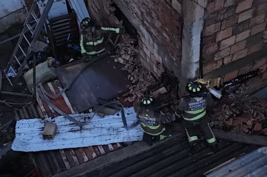 Incendio consumió una bodega de reciclaje en Usme – Bogotá